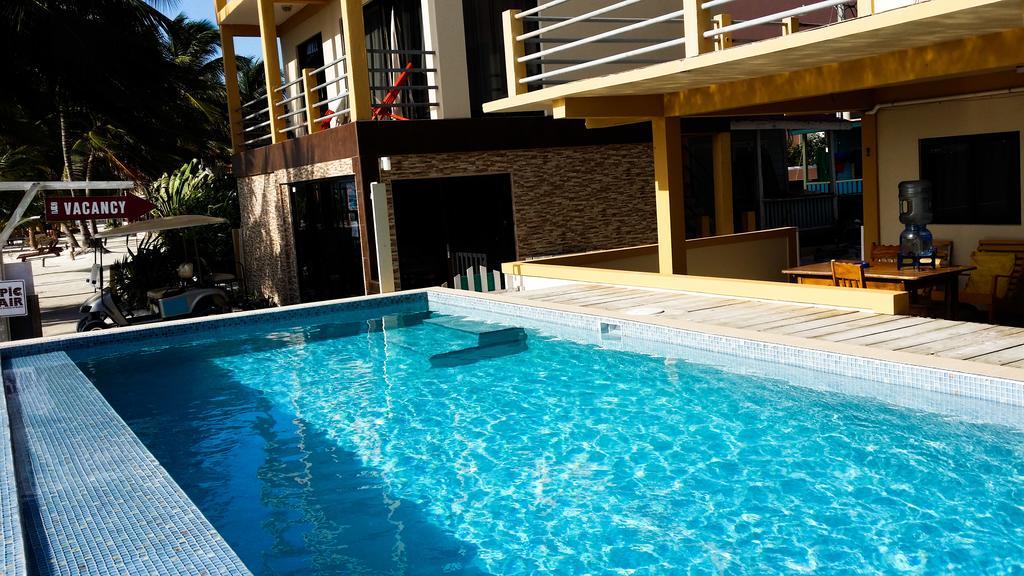 Popeye'S Beach Resort San Pedro  Luaran gambar