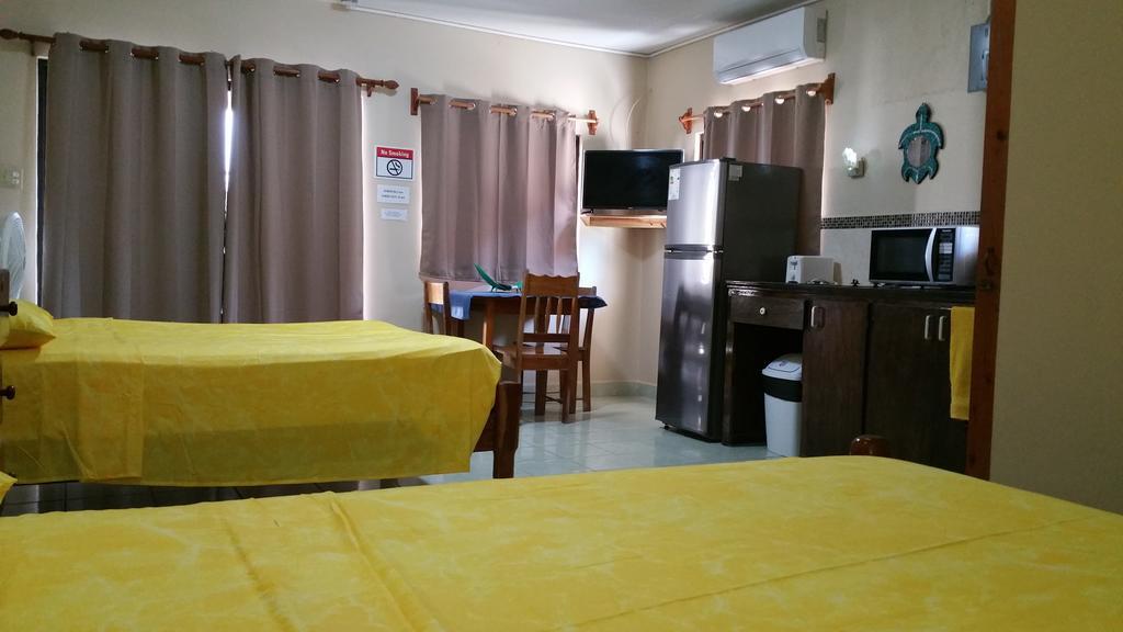 Popeye'S Beach Resort San Pedro  Luaran gambar